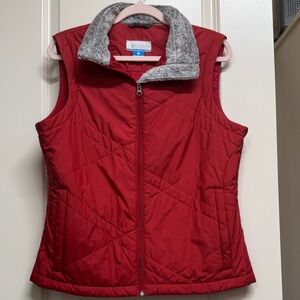 Columbia Women's Quilted Vest in Red with Gray Collar